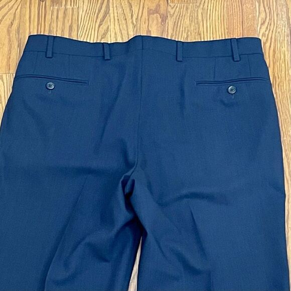 Hiltl COMO Navy Blue Glat front Dress Pants. Size 34. - Picture 5 of 9